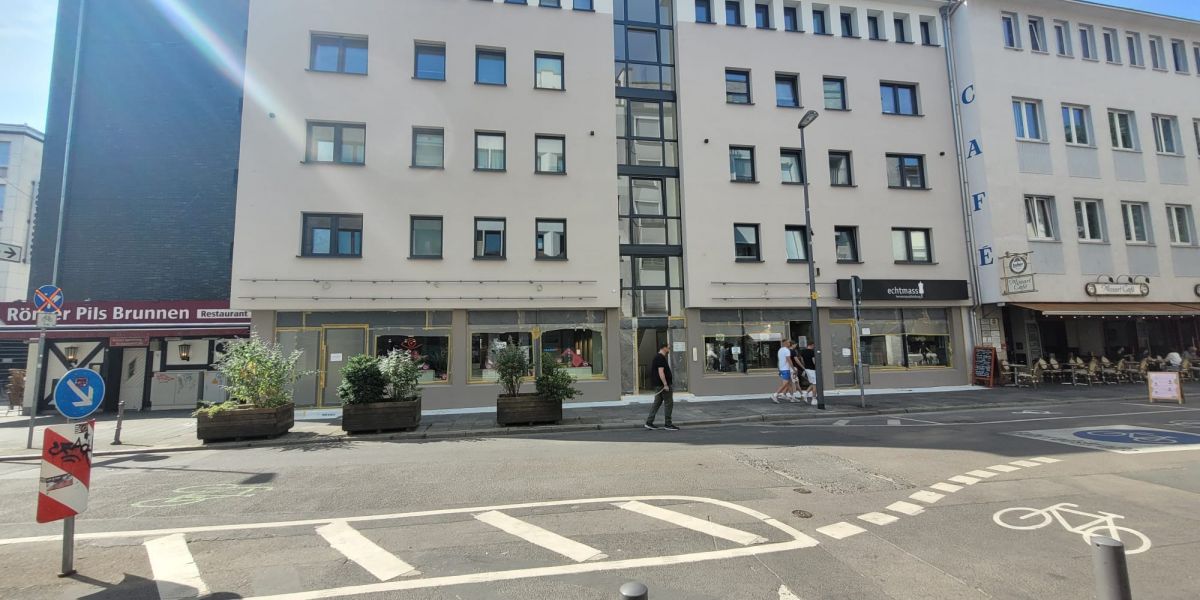 Die neue Fassade der Töngesgasse 21